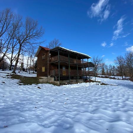Traditional Wooden Apartment Koutsodimos ภายนอก รูปภาพ